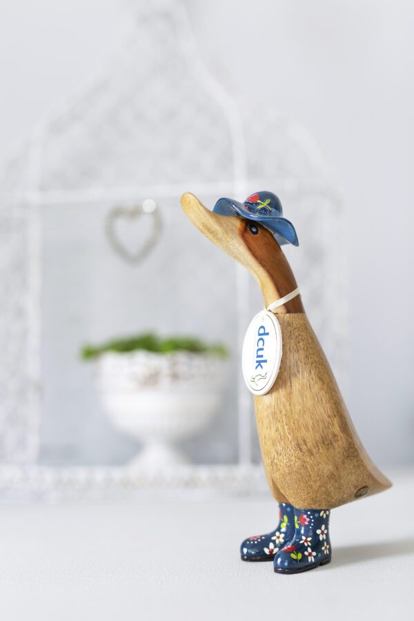 DCUK Duckling – Floral Hat and Welly Boots - Image 3
