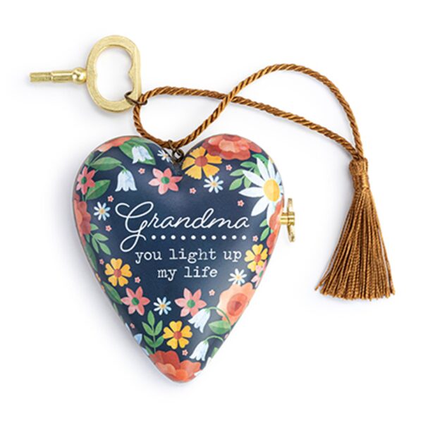 Grandma You Light Up My Life Musical Heart Keepsake - Image 6