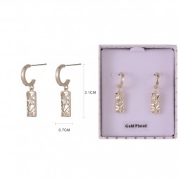 Gold-tone lattice earrings with a geometric design and a minimalist setting